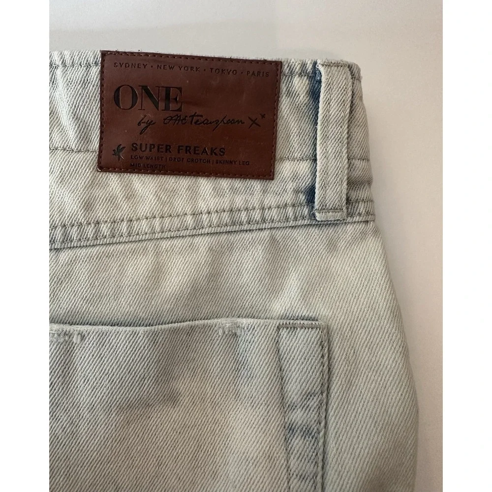 One Teaspoon Jean Shorts Womens Size 26 Blue Freaks High Rise‎ Distressed NWOT